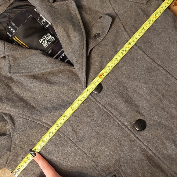 Jack & Jones Winter Jacket, GUC, size Medium - Picture 7 of 7